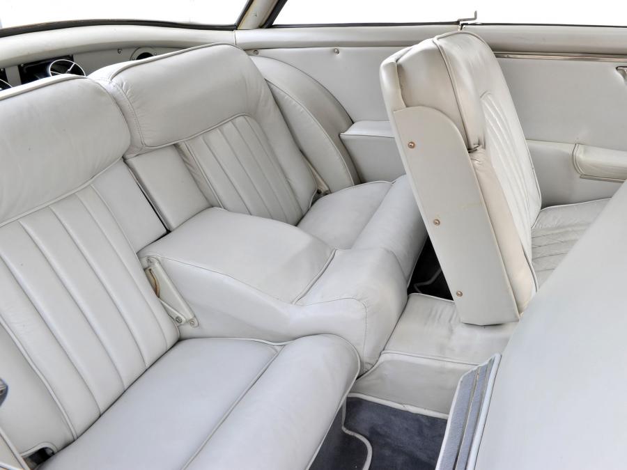 Интерьер Facel Vega FV2B 1956 года  (фото 17 из 17)